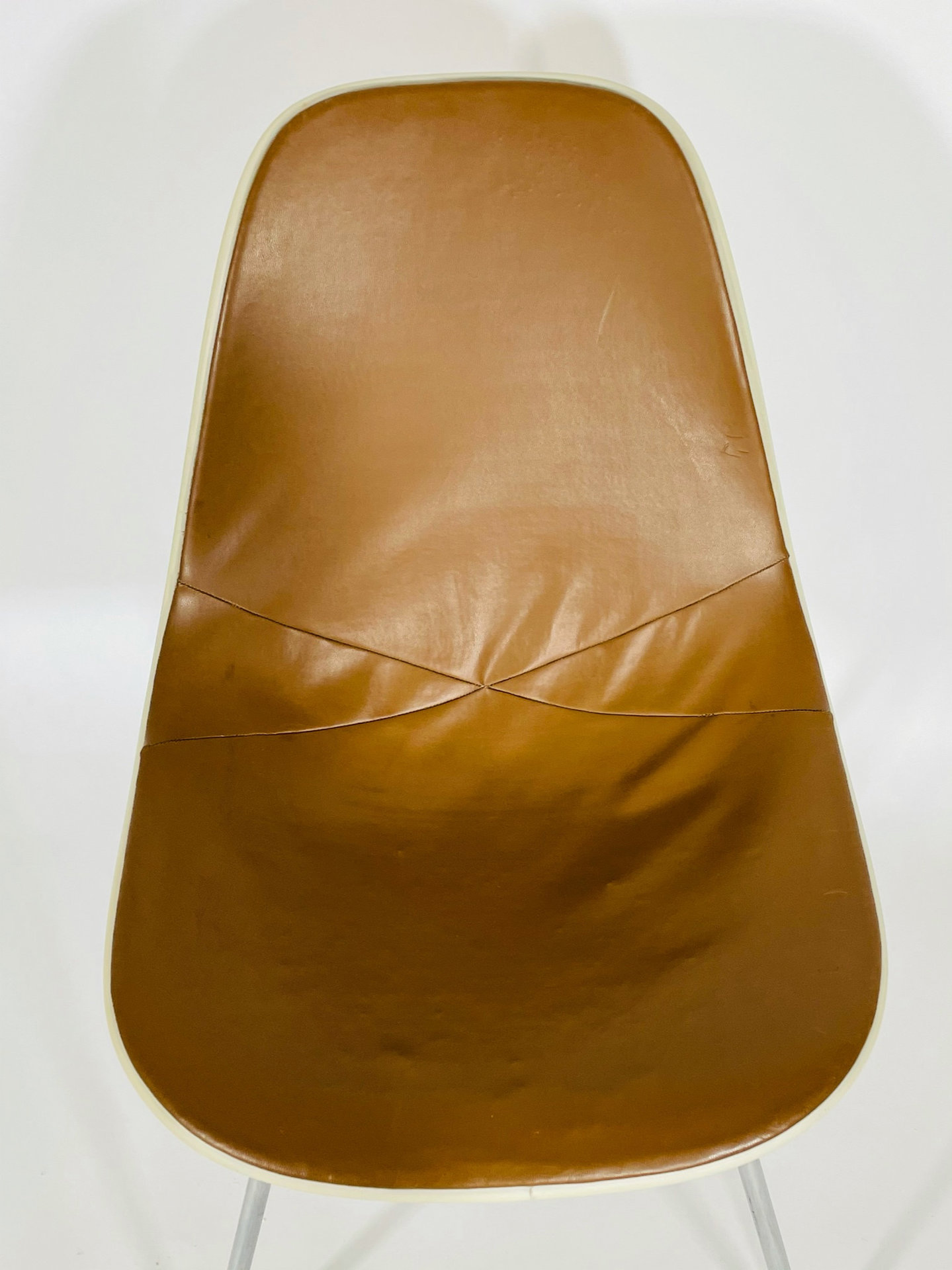 Chaise DSX avec recouvrement en cuir
