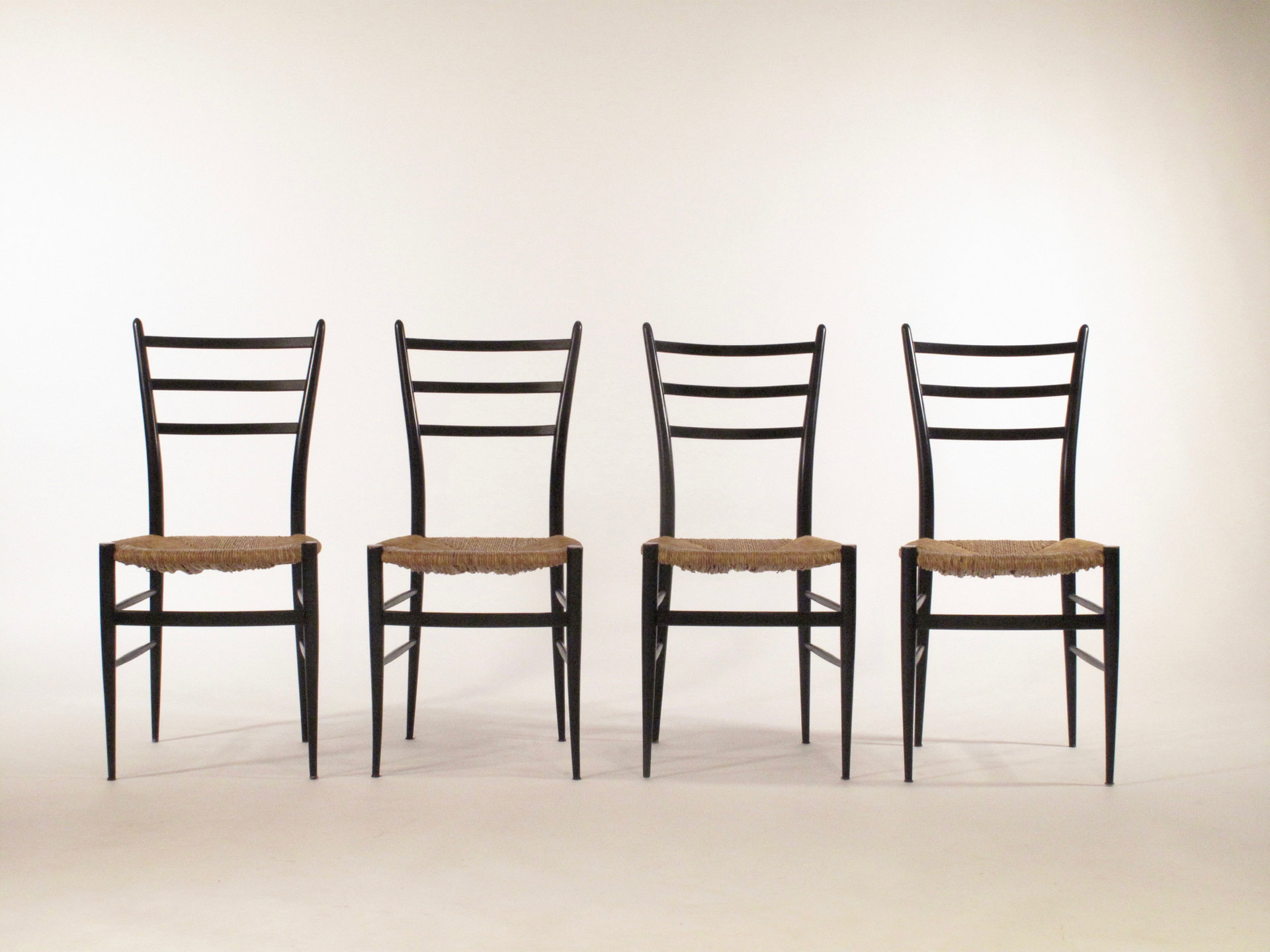 Série de 4 chaises Spinetto par Chiavari